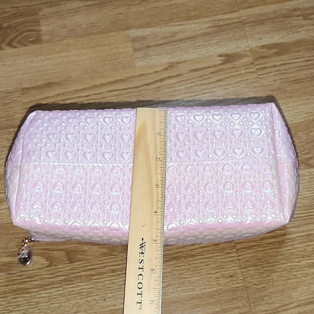 Juicy Couture chic stylish